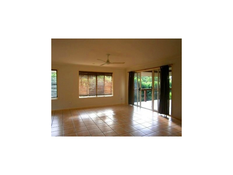 2/8A Erromango Drive, Jubilee Pocket QLD 4802