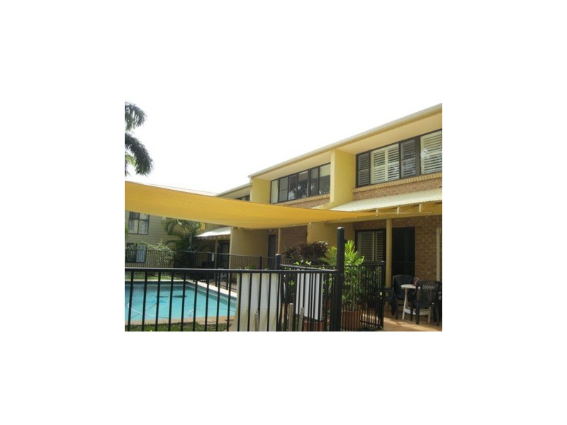 4/4 Salmon Street, Cannonvale QLD 4802