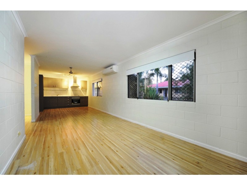 1-2/93 Shute Harbour Rd, Cannonvale QLD 4802