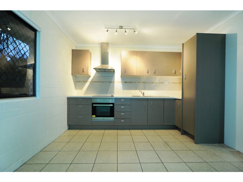 1-2/93 Shute Harbour Rd, Cannonvale QLD 4802