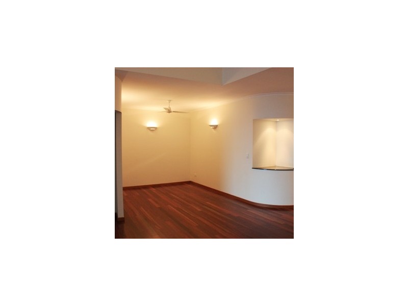 11/36 Coral Esplanade, Cannonvale QLD 4802