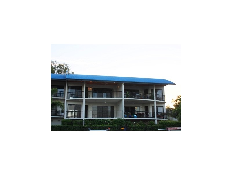 11/36 Coral Esplanade, Cannonvale QLD 4802