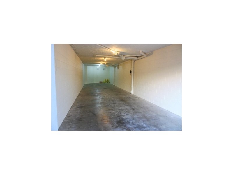 11/36 Coral Esplanade, Cannonvale QLD 4802