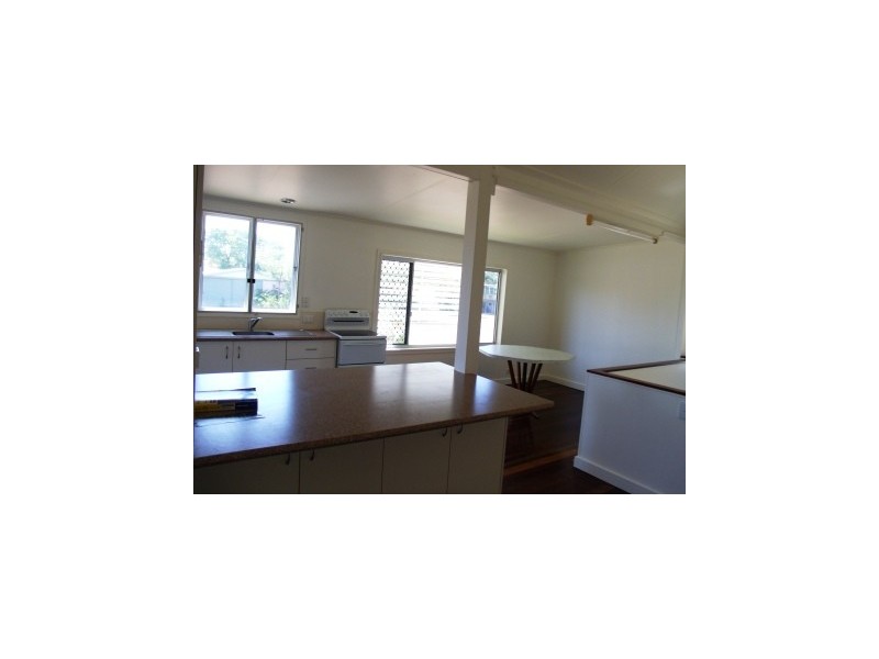 27 Peters Avenue, Midge Point QLD 4799