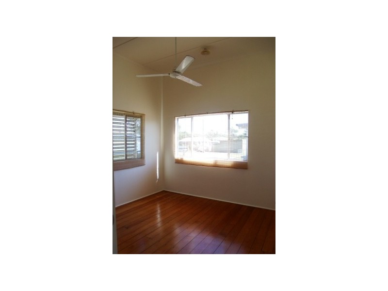 27 Peters Avenue, Midge Point QLD 4799