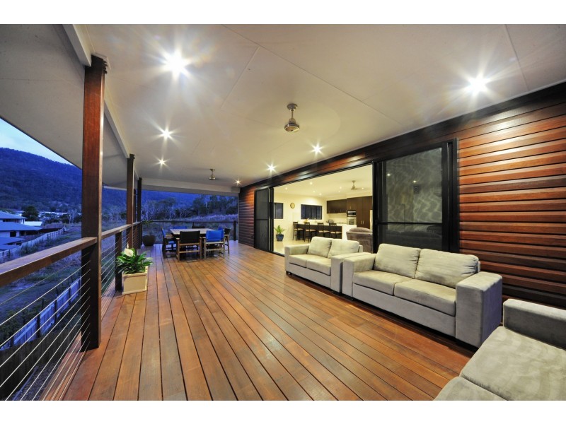 5 Scenic Ridge Drive, Cannonvale QLD 4802