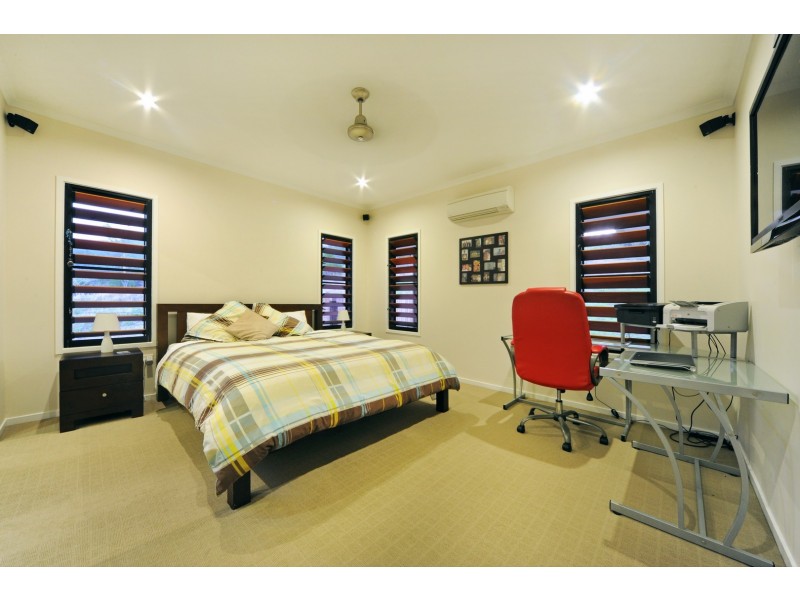 5 Scenic Ridge Drive, Cannonvale QLD 4802