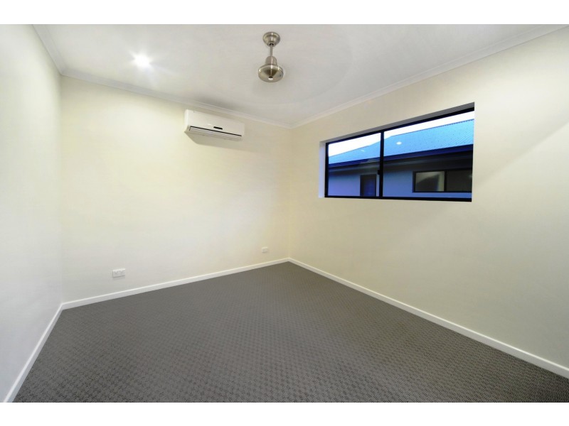 59 Parker Road, Cannonvale QLD 4802
