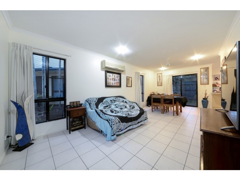 7/16 Beach Road, Cannonvale QLD 4802