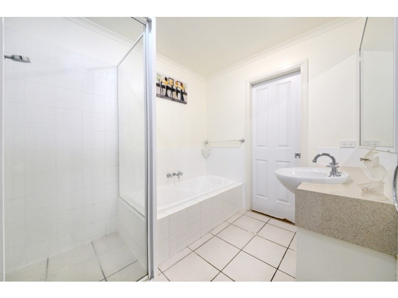 7/16 Beach Road, Cannonvale QLD 4802