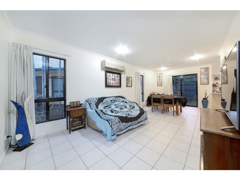 7/16 Beach Road, Cannonvale QLD 4802