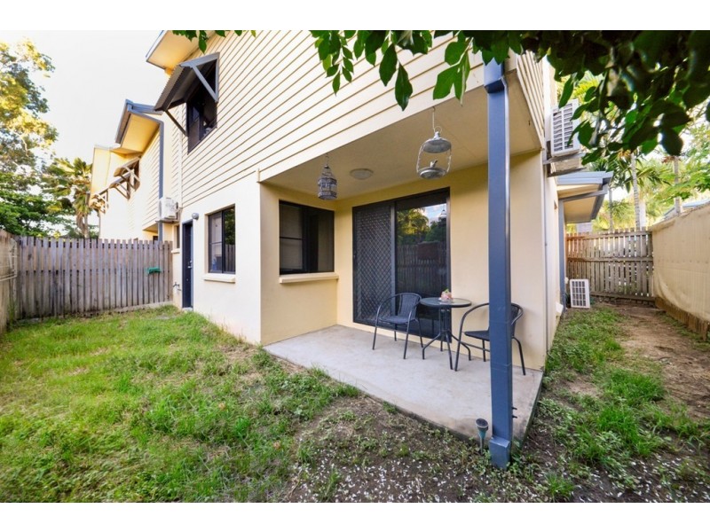 7/16 Beach Road, Cannonvale QLD 4802