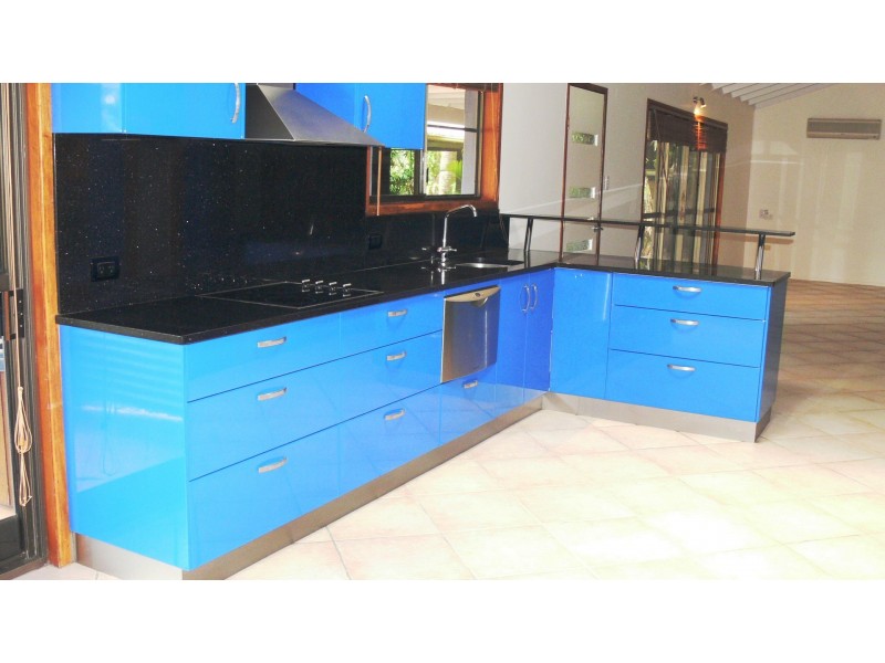 7 Iluka Street, Cannonvale QLD 4802