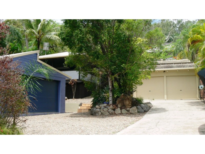 7 Iluka Street, Cannonvale QLD 4802