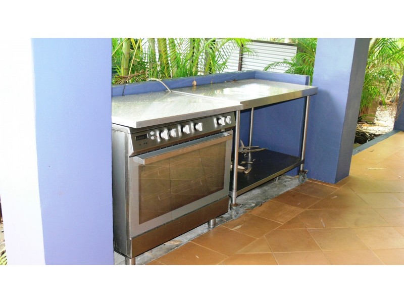 7 Iluka Street, Cannonvale QLD 4802