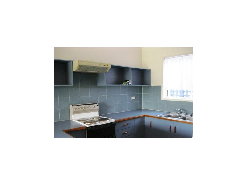 4 Katoota Court, Cannonvale QLD 4802