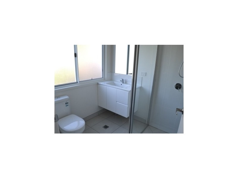 6/13 Yachtsman Pde, Cannonvale QLD 4802