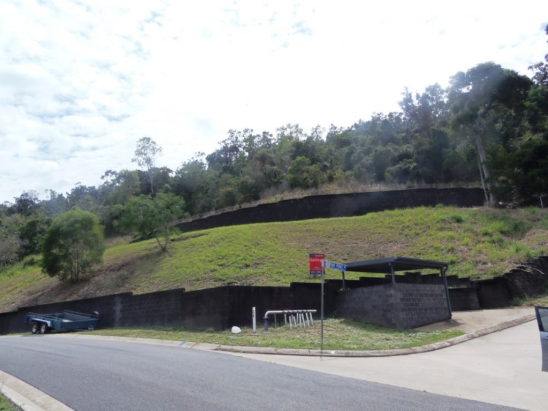 74 Eshelby Drive, Cannonvale QLD 4802