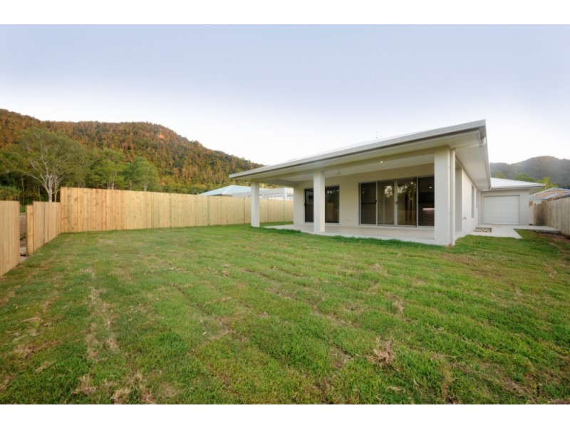 19 Twin Creek Court, Cannonvale QLD 4802