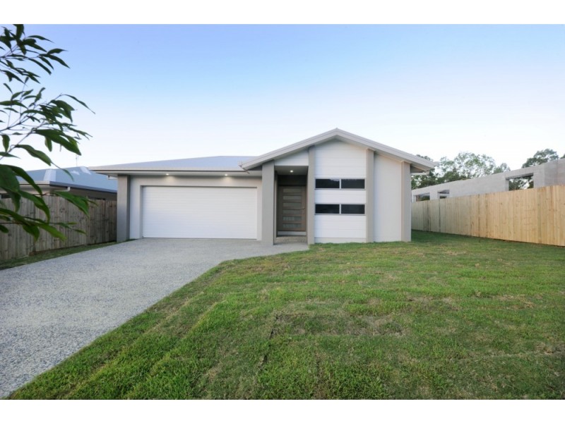 19 Twin Creek Court, Cannonvale QLD 4802