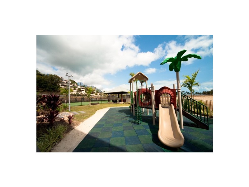 306/33 Port Drive, Airlie Beach QLD 4802