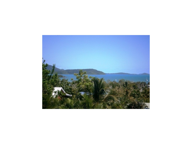 6 Gregory Court, Cannonvale QLD 4802