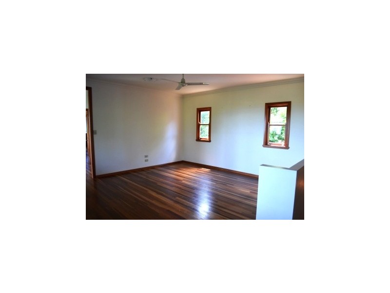 6 Gregory Court, Cannonvale QLD 4802