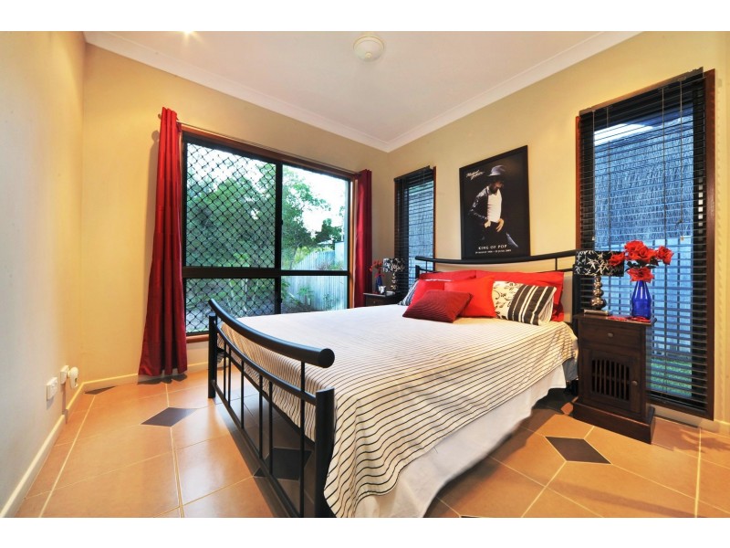 16 Links Dr, Cannonvale QLD 4802