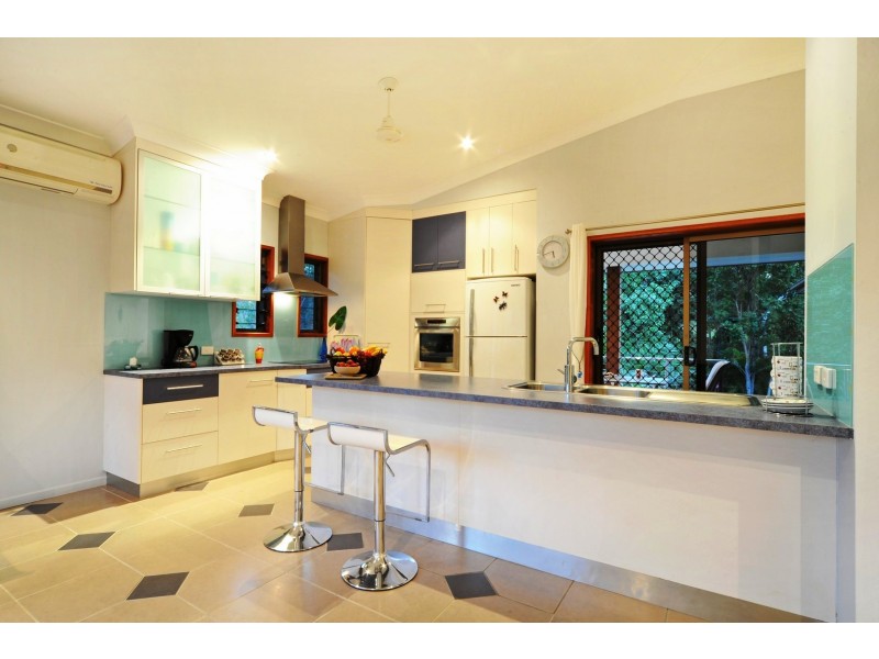 16 Links Dr, Cannonvale QLD 4802