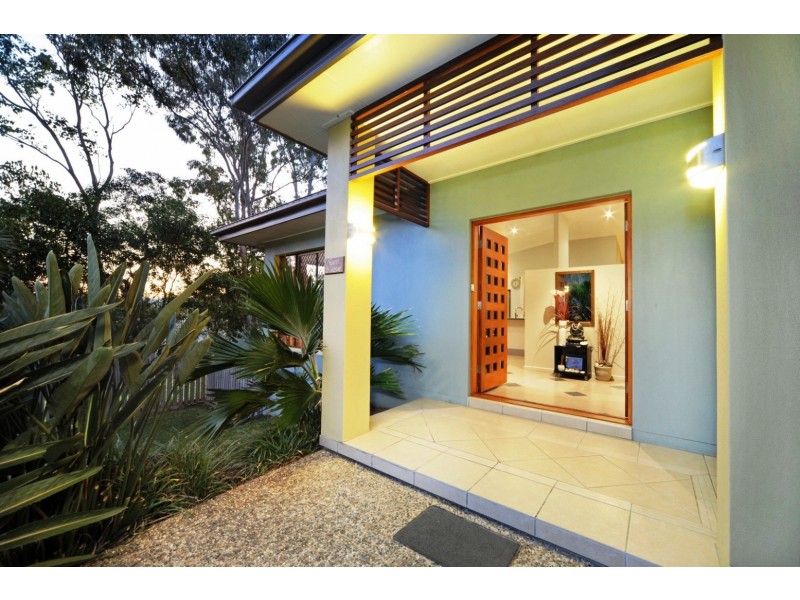 16 Links Dr, Cannonvale QLD 4802