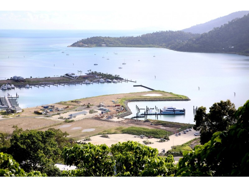 Lot 19/13 The Cove, Airlie Beach QLD 4802