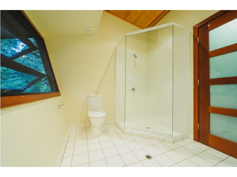 83 Parkland Drive, Cannonvale QLD 4802