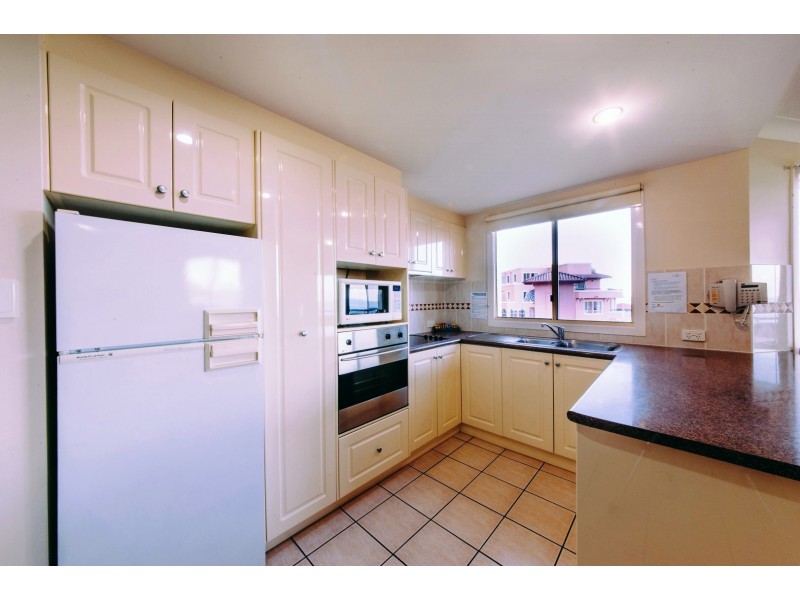 5/18 Golden Orchid Dr, Airlie Beach QLD 4802