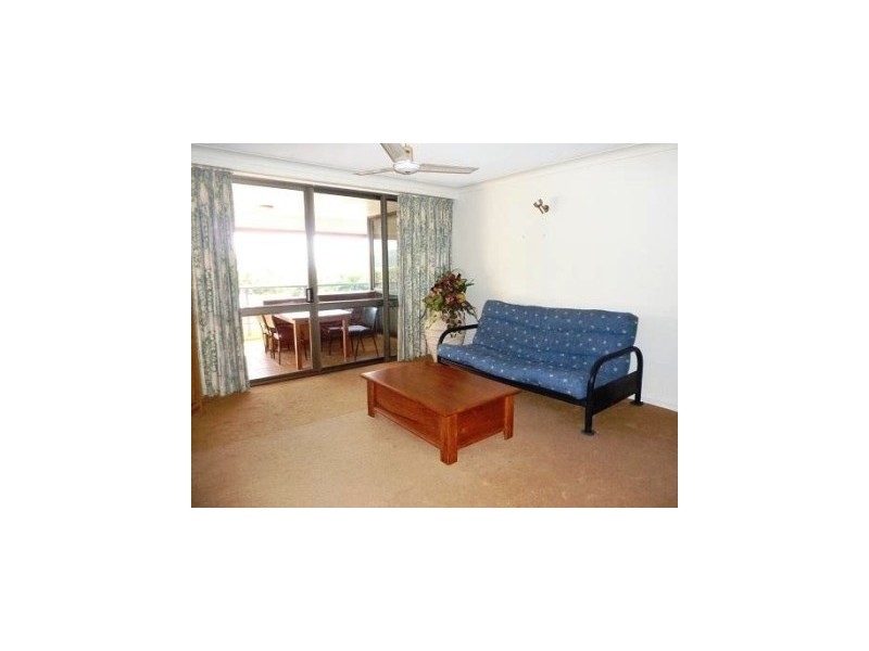 28/2 Eshelby Drive, Cannonvale QLD 4802