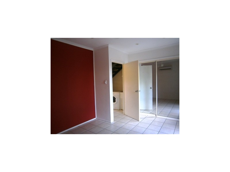 1A Pleasant Drive, Cannonvale QLD 4802