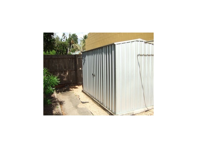 1A Pleasant Drive, Cannonvale QLD 4802