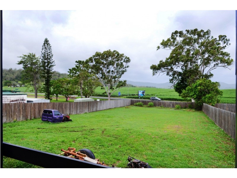 24 Usher Road, Mount Julian QLD 4800