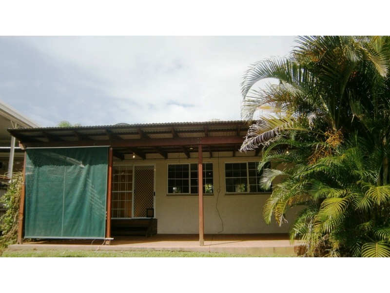 46 Valley Drive, Cannonvale QLD 4802