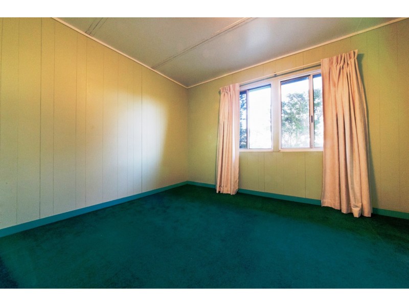26 Usher Road, Mount Julian QLD 4800