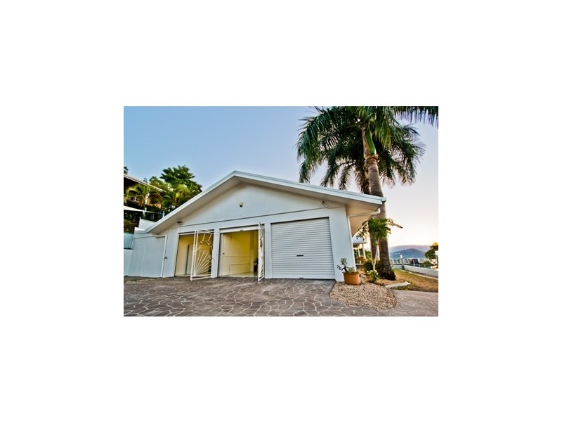 1 Airlie Crescent, Airlie Beach QLD 4802