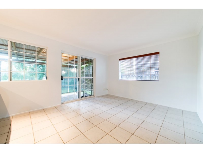 46 Valley Drive, Cannonvale QLD 4802