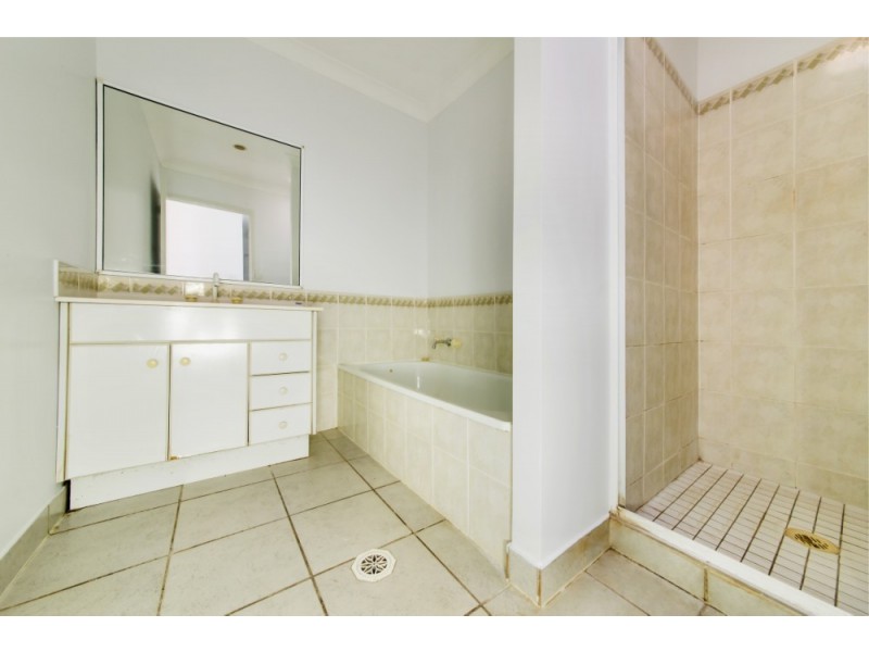 46 Valley Drive, Cannonvale QLD 4802