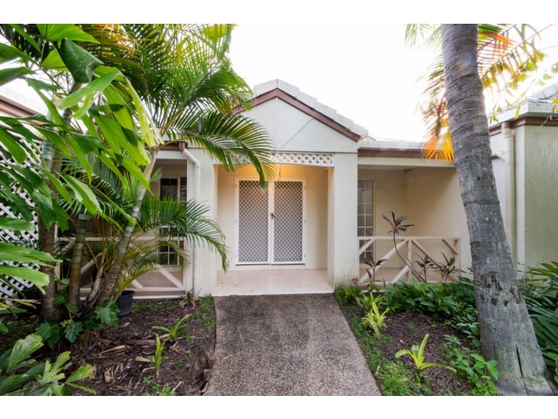 46 Valley Drive, Cannonvale QLD 4802