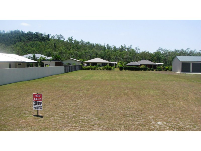 13 Henderson Street, Cannonvale QLD 4802