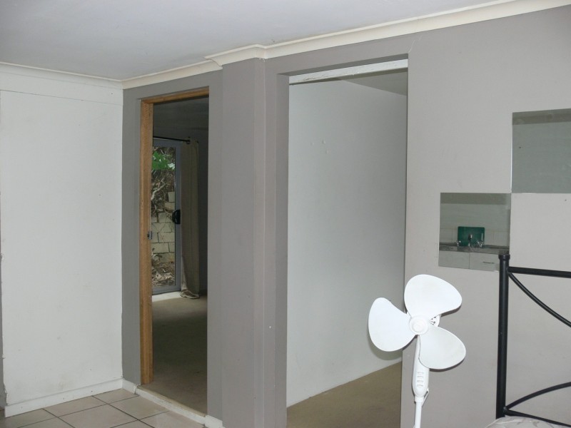 12 Begley St, Airlie Beach QLD 4802