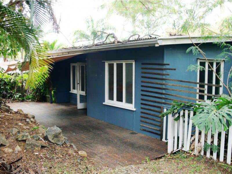 12 Begley St, Airlie Beach QLD 4802