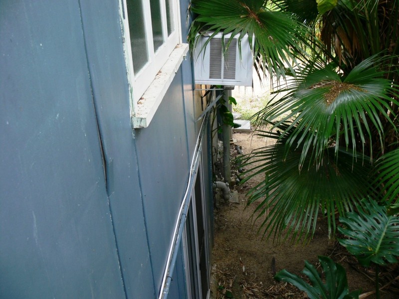 12 Begley St, Airlie Beach QLD 4802