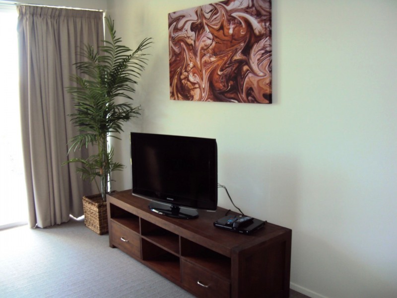 7a/14 Waterson Way, Airlie Beach QLD 4802