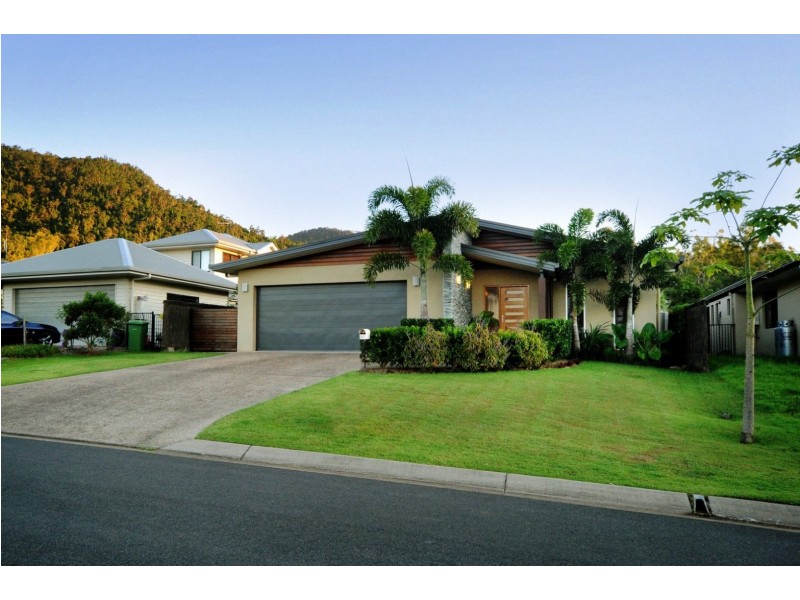 90 Abell Road, Cannonvale QLD 4802