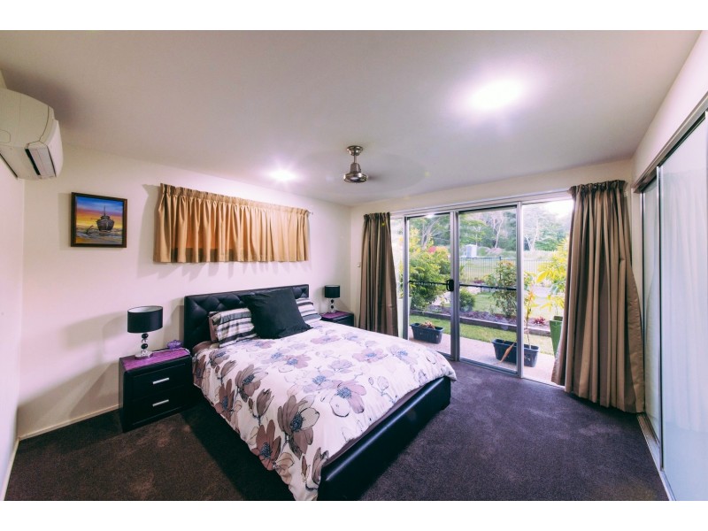 90 Abell Road, Cannonvale QLD 4802